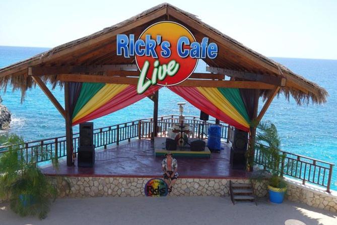 Seashore Vacation Home, Oceanpointe, Lucea, Jamaica المظهر الخارجي الصورة
